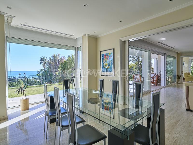 Foto f0260470-399d-4098-a55d-b2ed01c892be. Casale con riscaldamento parcheggio piscina in Can Girona - Terramar - Vinyet Sitges