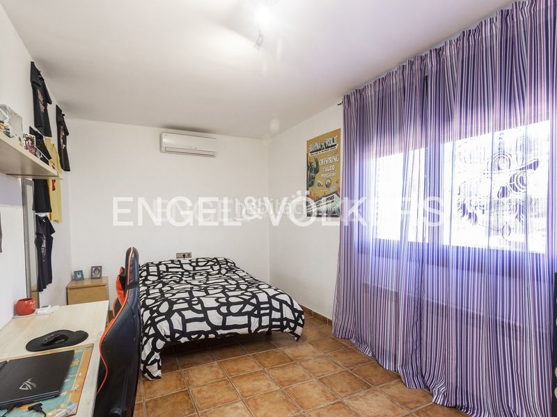 Foto 31226f54-01af-436d-9854-0769a6a1cfa2. Casa amb calefacció aparcament piscina a Castellgalí