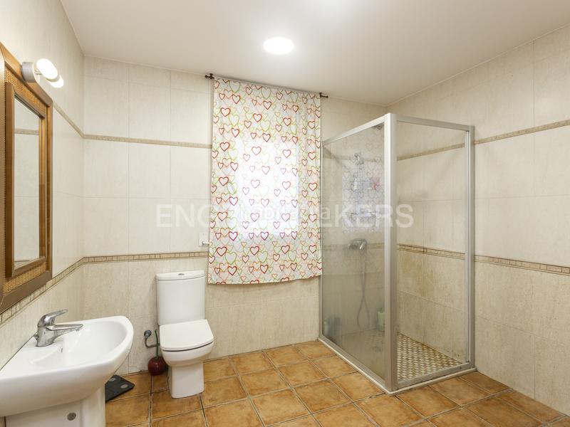 Foto 380c9e6d-4788-4547-9df0-d039576adadc. Haus mit heizung parking pool in Castellgalí