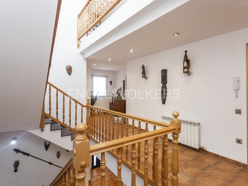 Foto 821769cf-1937-4edd-8a02-1fd9d2c8071c. Haus mit heizung parking pool in Castellgalí