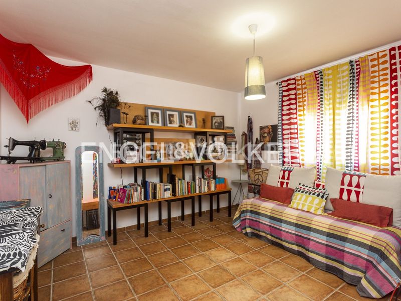 Foto b2cc4306-5087-4979-ad27-4683d1336fc9. Casa amb calefacció aparcament piscina a Castellgalí