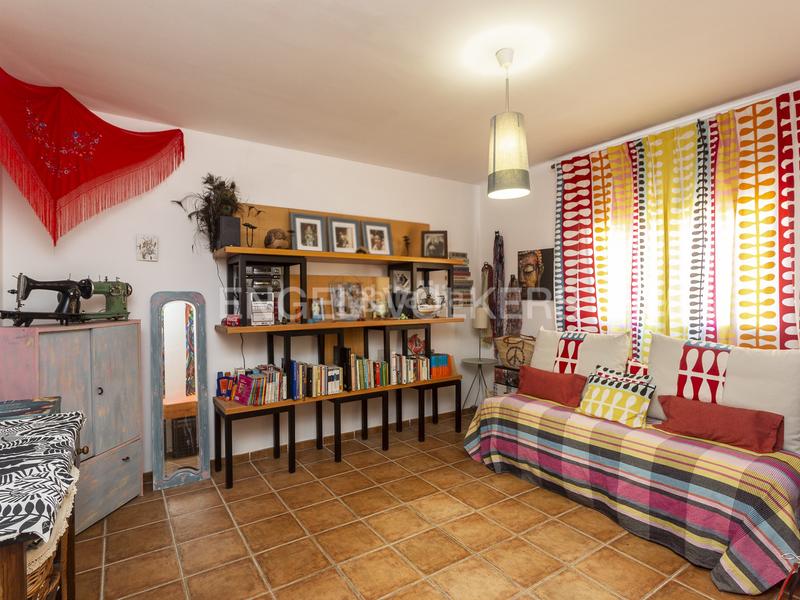 Foto b557113b-33e5-4789-8cb9-0118c8ce006a. Haus mit heizung parking pool in Castellgalí