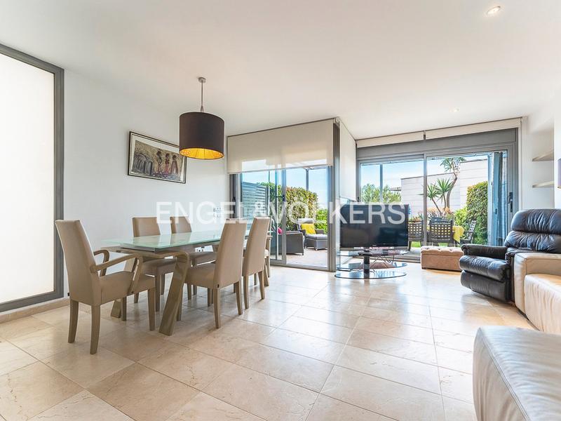 Foto ff4c655d-4906-40e0-835b-9c50c83a0073. Casa amb calefacció aparcament piscina a Els Munts Torredembarra