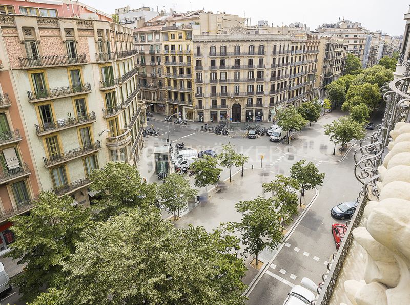 Foto 25c2238d-867c-43ae-8406-8a5bbd8e6b9b. Pis amb calefacció a Dreta de l´Eixample Barcelona