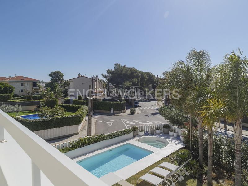 Foto 1a2a9762-6d68-4391-8d0d-752dae1e853e. Casa amb calefacció aparcament a Can Girona - Terramar - Vinyet Sitges