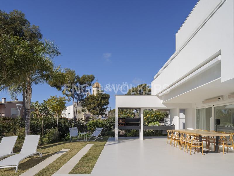 Foto da59c692-36ea-40b1-a54e-b8687c6288c7. Casa amb calefacció aparcament a Can Girona - Terramar - Vinyet Sitges