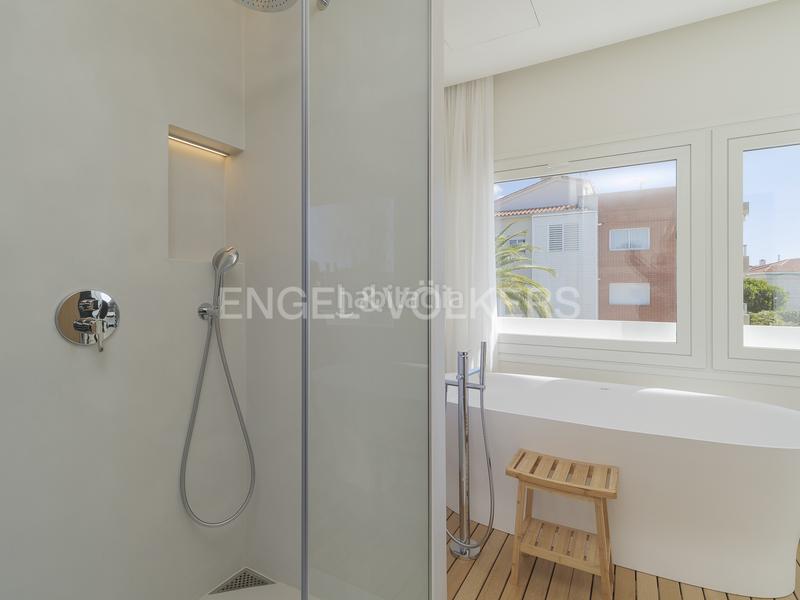 Foto e9db56ba-5f54-4c80-9bd3-97d00aac6476. Casa amb calefacció aparcament a Can Girona - Terramar - Vinyet Sitges