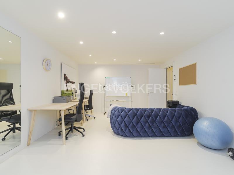 Foto f7e9210b-70b5-4554-9beb-61aebdec0a30. Casa amb calefacció aparcament a Can Girona - Terramar - Vinyet Sitges