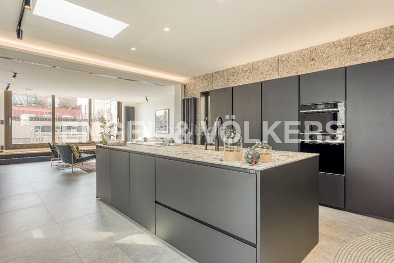 Foto 08f9deed-20d8-4fd1-bef1-072fa208e13b. Miete dachwohnung mit heizung in Dreta de l´Eixample Barcelona