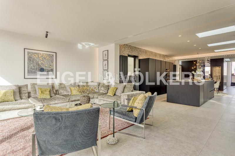 Foto 2857d449-2bf7-4297-9daf-54a427ef468b. Miete dachwohnung mit heizung in Dreta de l´Eixample Barcelona