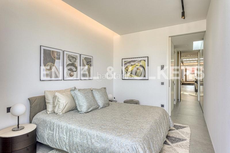 Foto a6ea8e72-4104-49ed-b7c6-2a3d589e0d9a. Rent penthouse with heating in Dreta de l´Eixample Barcelona