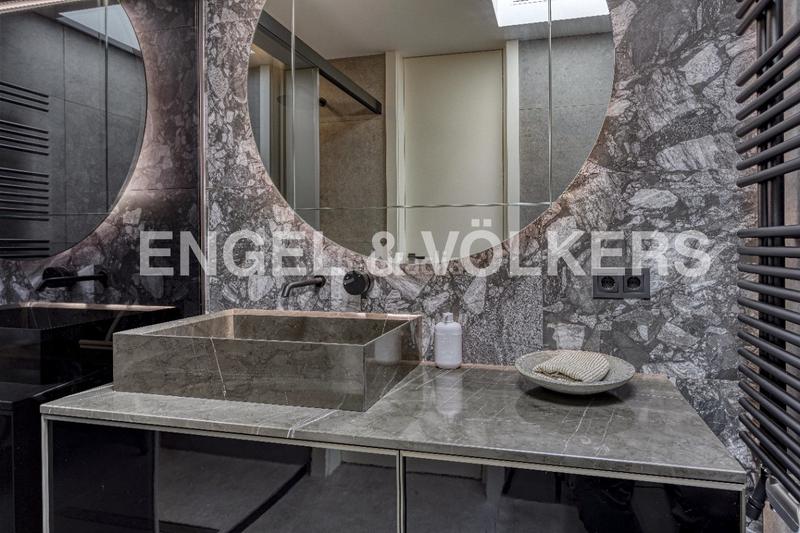 Foto f1a14269-00e3-4b6e-b595-b3b135a3e577. Rent penthouse with heating in Dreta de l´Eixample Barcelona