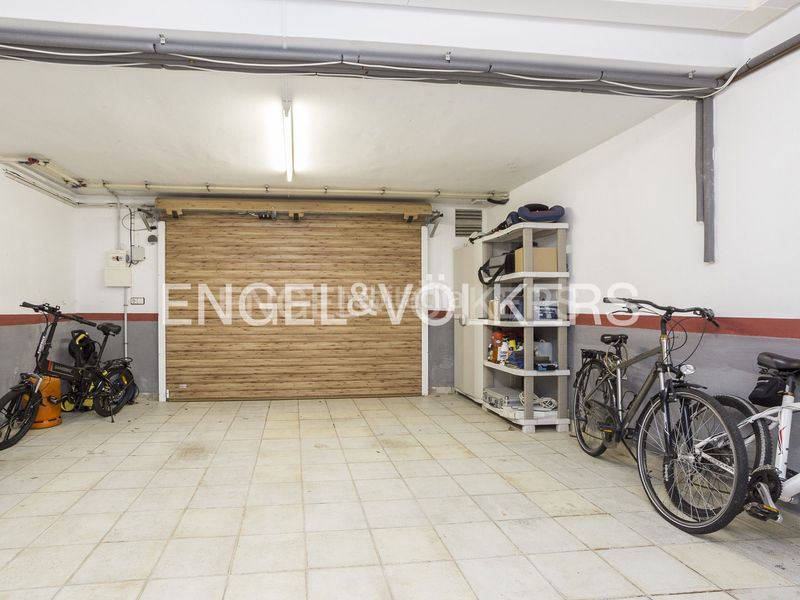 Foto 51f42559-8ef0-4874-931e-1798c1c4704f. Casa amb calefacció aparcament piscina a Centre Vendrell (El)