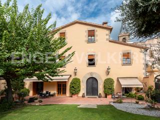 Haus in Teià. Impresionante masía reformada en el centro