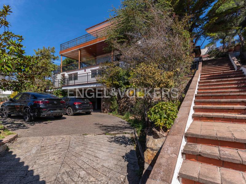 Foto 69200a45-ee32-480f-8379-2d965a0e0282. Casa con riscaldamento parcheggio piscina in Argentona est Argentona