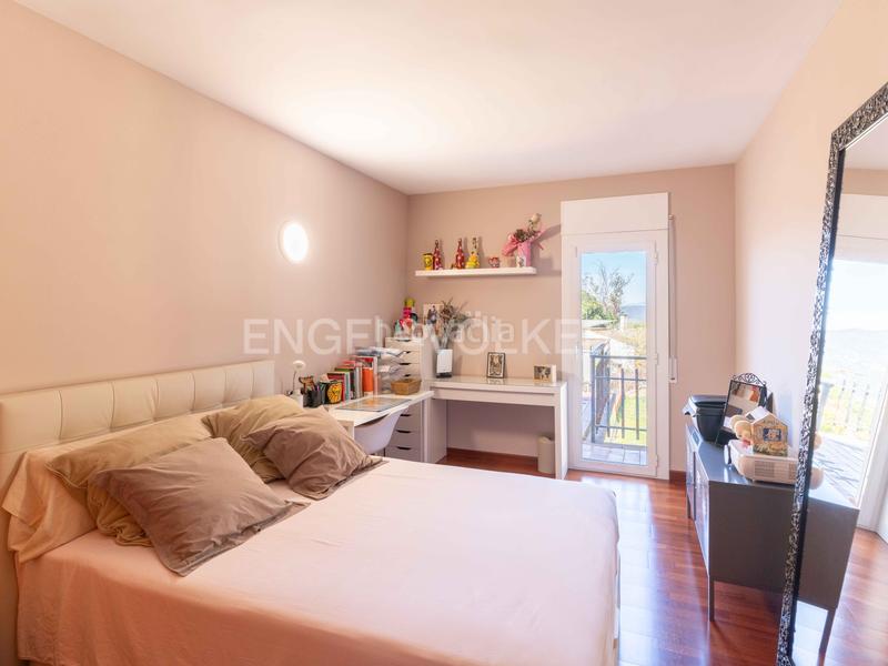 Foto a1c54014-ef98-4ec7-a8d4-78bb66163e27. Casa con riscaldamento parcheggio piscina in Argentona est Argentona