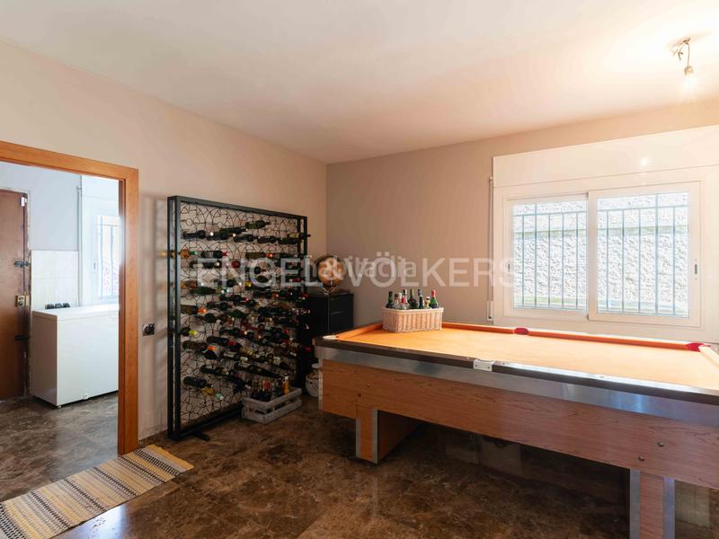 Foto c432a7e9-4845-4b7f-841a-52d1d289ea48. Casa con riscaldamento parcheggio piscina in Argentona est Argentona