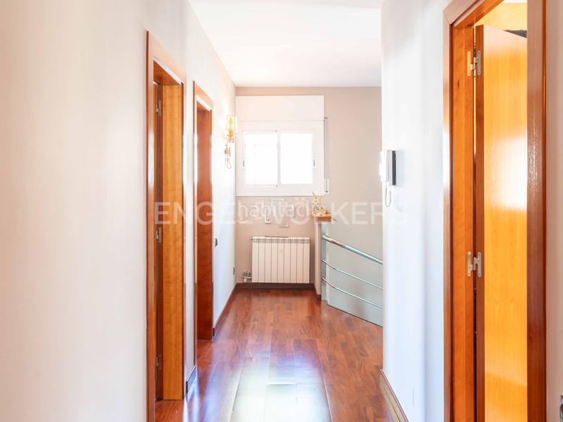 Foto ff54c919-2ba7-48e5-8f81-38857f6c9af7. Casa con riscaldamento parcheggio piscina in Argentona est Argentona