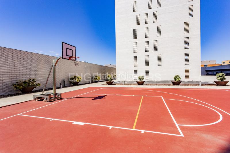 Foto 6720d961-3c29-4d76-b001-159850af8ccf. Àtic amb calefacció aparcament piscina a Vilamarina Viladecans