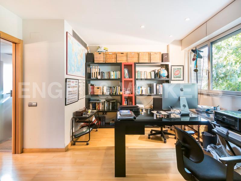 Foto 4bf2b50f-c3e7-4a78-bf80-ee5407ae6f5c. Casa adosada moderna casa en bonanova en Sant Gervasi - Bonanova Barcelona