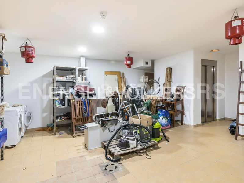 Foto 77e6681c-ec98-4d24-80a7-e2e9089c51ee. Casa adossada amb calefacció aparcament a Sant Gervasi - Bonanova Barcelona