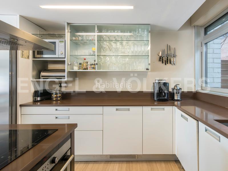 Foto d60744b1-869f-48a7-b262-85e452f01947. Casa adosada moderna casa en bonanova en Sant Gervasi - Bonanova Barcelona