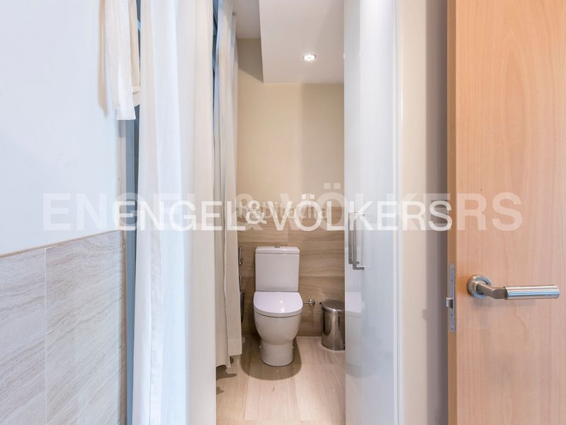 Foto eb551f09-8537-4d5b-b46c-78465fc26e12. Casa adossada amb calefacció aparcament a Sant Gervasi - Bonanova Barcelona