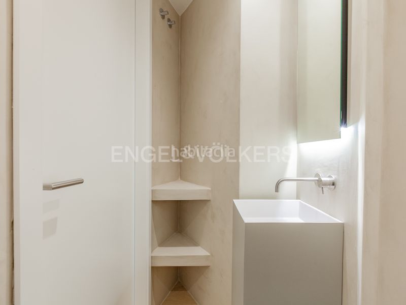 Foto b2ecce97-33d2-48ce-951d-b86838a0498b. Pis amb calefacció aparcament piscina a Pedralbes Barcelona