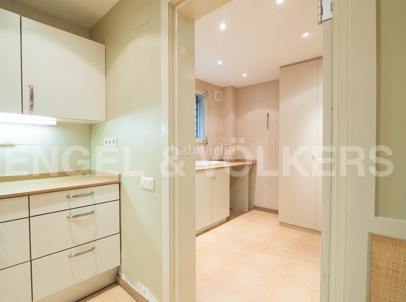 Foto 27481643-107e-44c1-a1db-abfaa20e16a7. Maison avec chauffage parking dans Tres Torres Barcelona