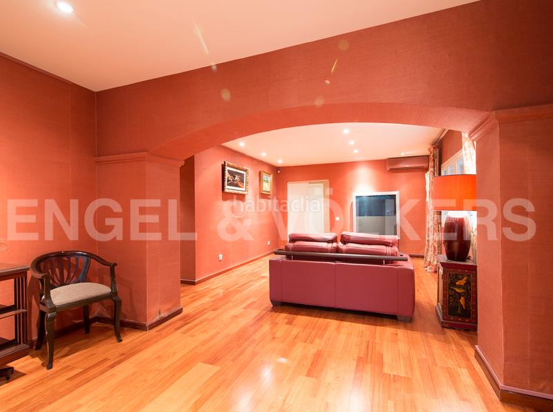 Foto 2d11e2c6-d5f2-4604-8284-2c62d5765d55. Maison avec chauffage parking dans Tres Torres Barcelona