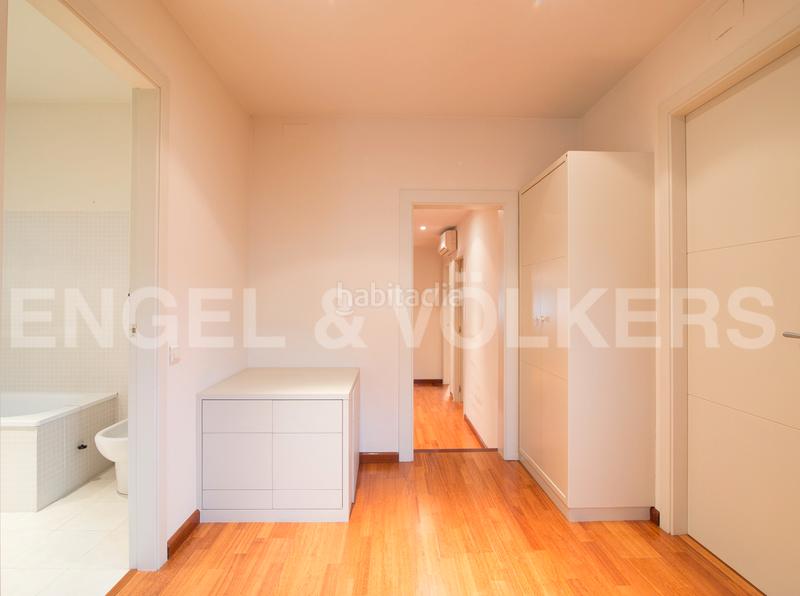 Foto 415725bb-415a-46b2-8835-8d2610ae9263. Maison avec chauffage parking dans Tres Torres Barcelona