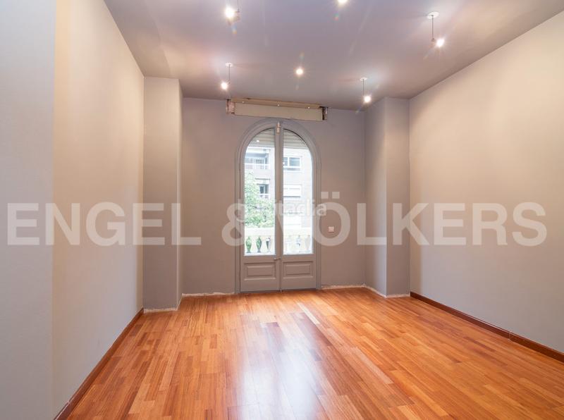 Foto 439f3983-1756-4074-94e9-8461397b1c31. Maison avec chauffage parking dans Tres Torres Barcelona