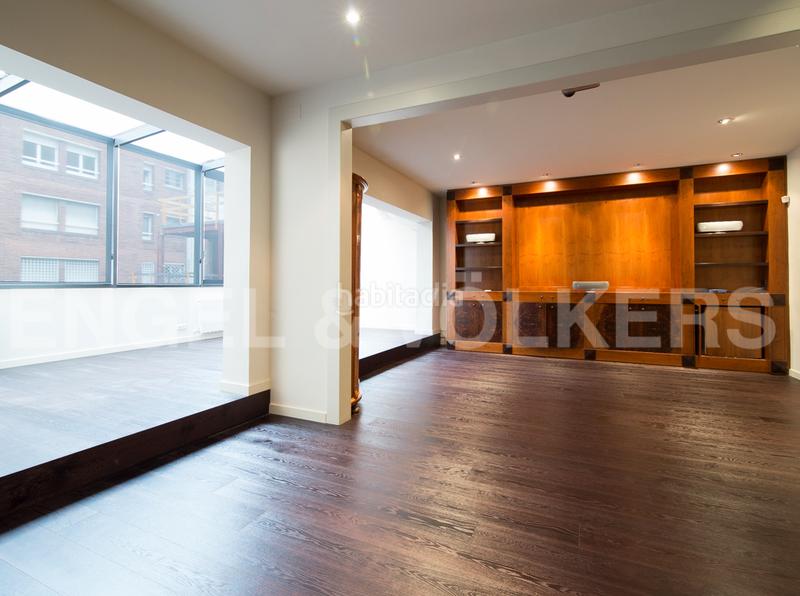 Foto 74029680-78f0-4815-b204-6d4ad31435c6. Maison avec chauffage parking dans Tres Torres Barcelona