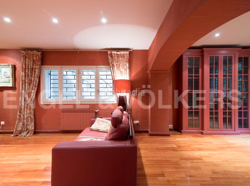 Foto 8ba22fe5-1885-4895-ba21-925f37ae6885. Maison avec chauffage parking dans Tres Torres Barcelona