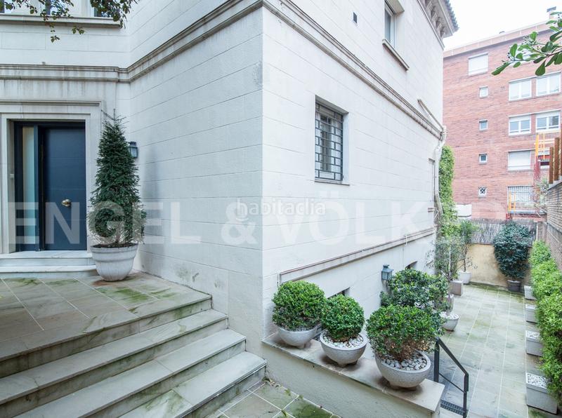 Foto 969ca798-be26-4618-bd6d-3c0df2facacf. Maison avec chauffage parking dans Tres Torres Barcelona