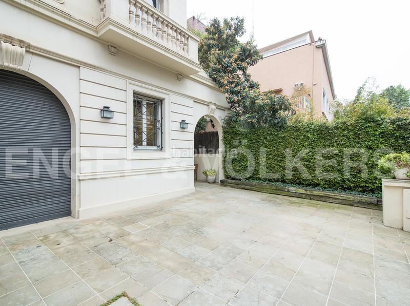 Foto b81cc4f9-da2f-42ac-b80f-2898b6bb9f91. Maison avec chauffage parking dans Tres Torres Barcelona