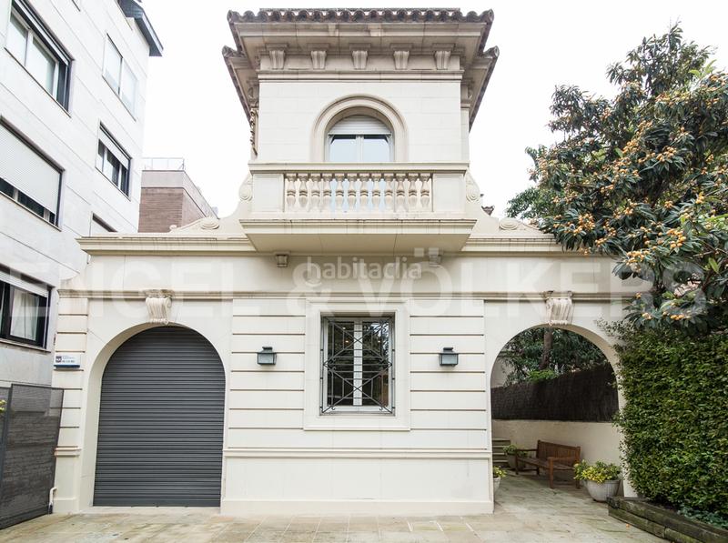 Foto c964ad18-1eb2-4db9-b656-1c7bdaf18be9. Maison avec chauffage parking dans Tres Torres Barcelona