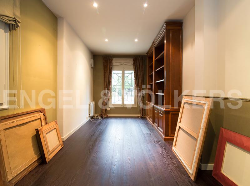 Foto e8f671d7-75ec-4fa1-98bd-46dc0e6af460. Maison avec chauffage parking dans Tres Torres Barcelona