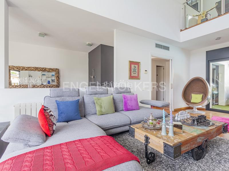 Foto 006981d5-db2b-459e-b8d0-94ae7f3b4162. Casa amb calefacció aparcament piscina a Les Planes Sant Cugat del Vallès