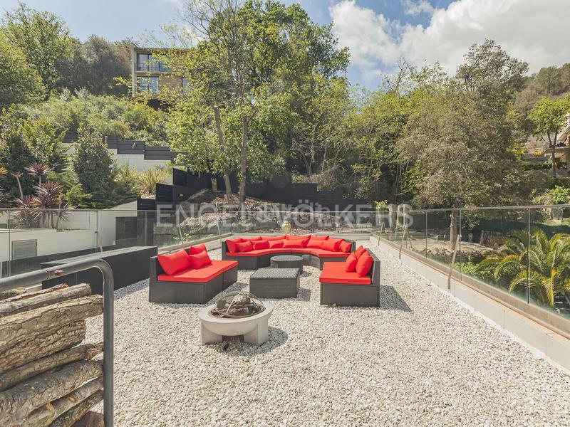 Foto 1a2dc24e-f789-4896-aec9-69c3b920b635. Casa amb calefacció aparcament piscina a Les Planes Sant Cugat del Vallès