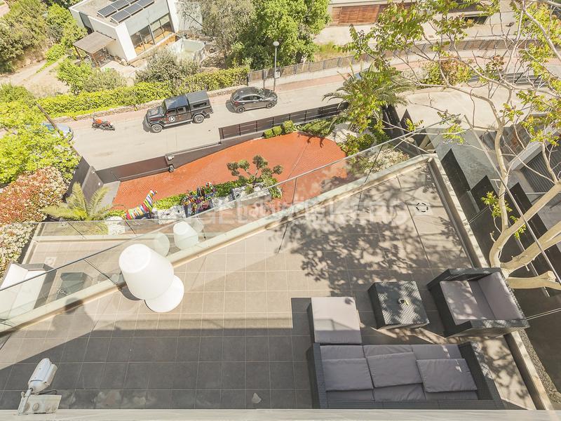 Foto 3490e527-4e60-4c28-b048-0c138876a2d0. Casa amb calefacció aparcament piscina a Les Planes Sant Cugat del Vallès