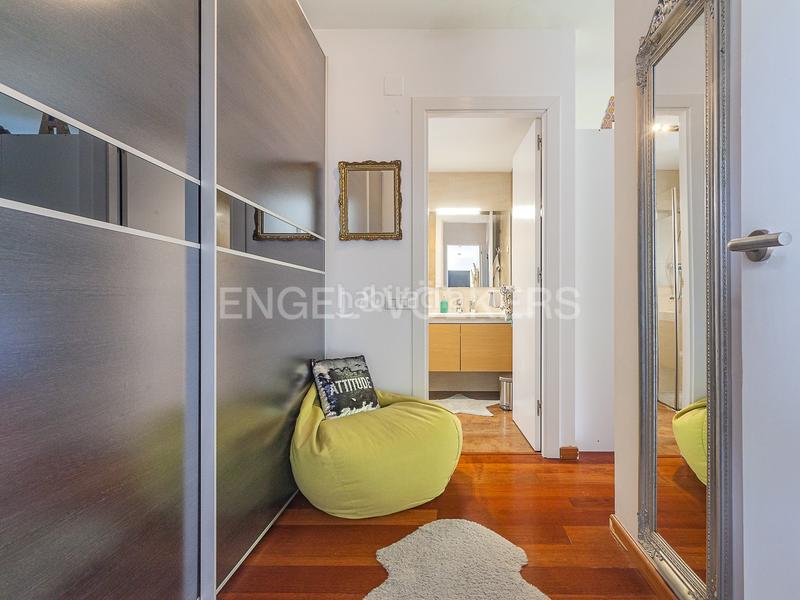 Foto 5b0afed3-6339-47a6-bfdc-d535860c7a14. Casa amb calefacció aparcament piscina a Les Planes Sant Cugat del Vallès