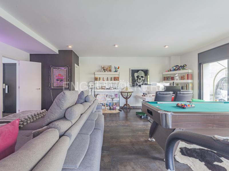 Foto bcde2877-5ac3-4dc3-883f-cbc88f9a6e8d. Casa amb calefacció aparcament piscina a Les Planes Sant Cugat del Vallès