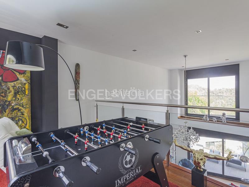 Foto f0712f18-01fd-4139-bce7-3824cd38843f. Casa amb calefacció aparcament piscina a Les Planes Sant Cugat del Vallès