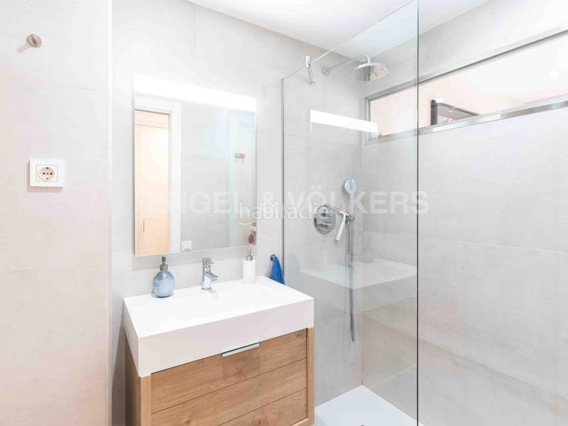 Foto 4bffb949-2a5e-445e-93f7-40ad3fcf8830. Àtic amb calefacció aparcament piscina a Eixample Sant Cugat del Vallès