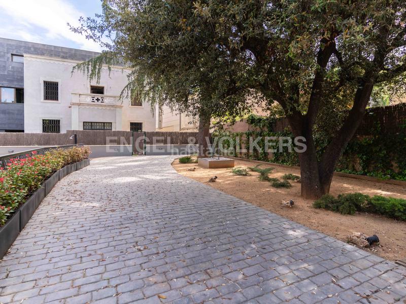 Foto dcf60fb4-004f-4147-8a9c-efd8981b6f41. Àtic amb calefacció aparcament piscina a Eixample Sant Cugat del Vallès