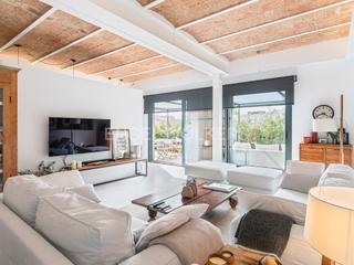 Maison à Sarrià. Encantadora casa reformada en sarriá