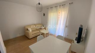 Appartement in Barceloneta. Propiedad reformada a una calle del mar