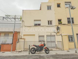 Maison à Carmel. Inversión para reformar en casa o 3 pisos