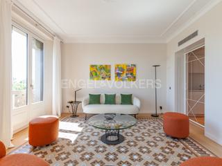 Location Appartement à Gòtic. Maravilla modernista temporal a estrenar con gran vista al mar